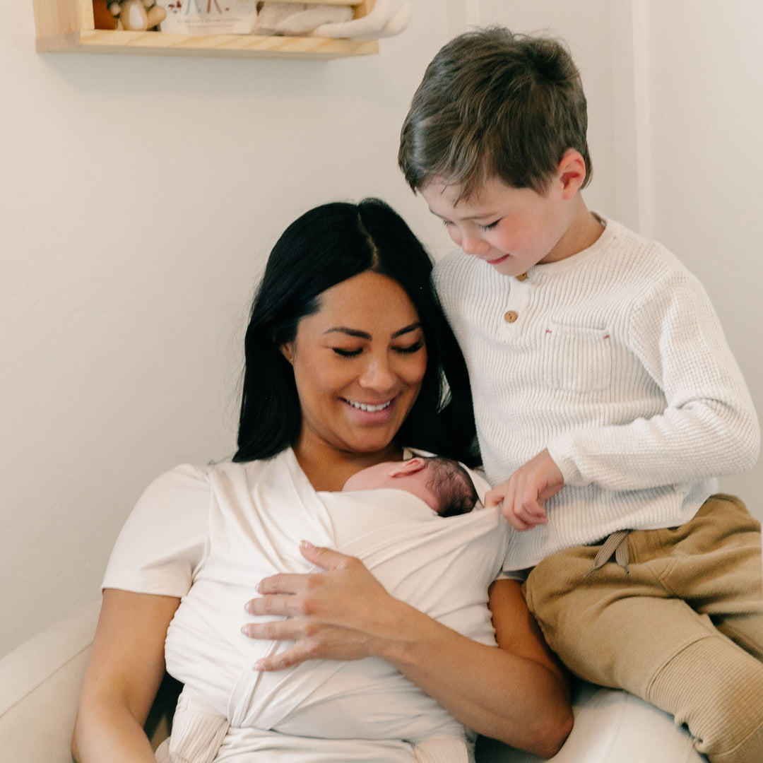 Bump & Beyond T-Shirt Wrap - Ivory-Maternity Shirt-Moby Wrap